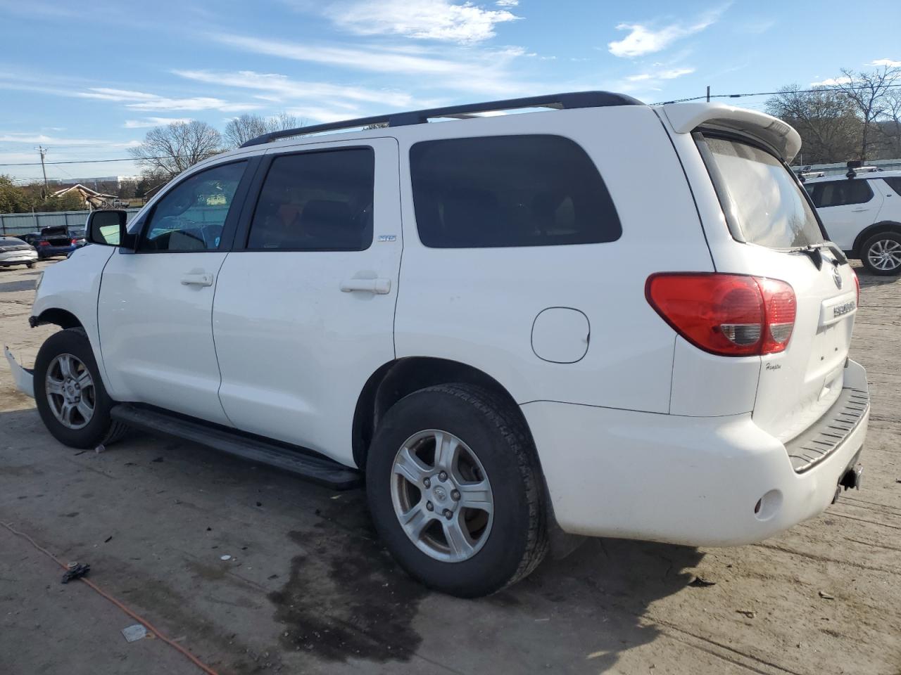 2014 Toyota Sequoia - Image 2