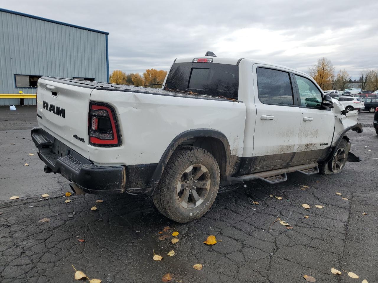 2021 RAM 1500 - Image 3