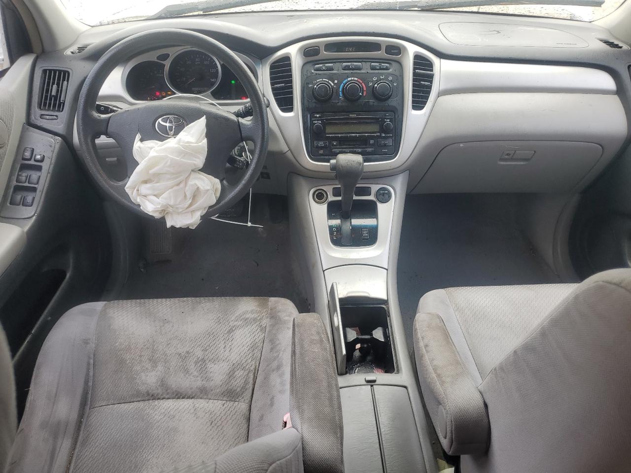 2005 Toyota Highlander - Image 8