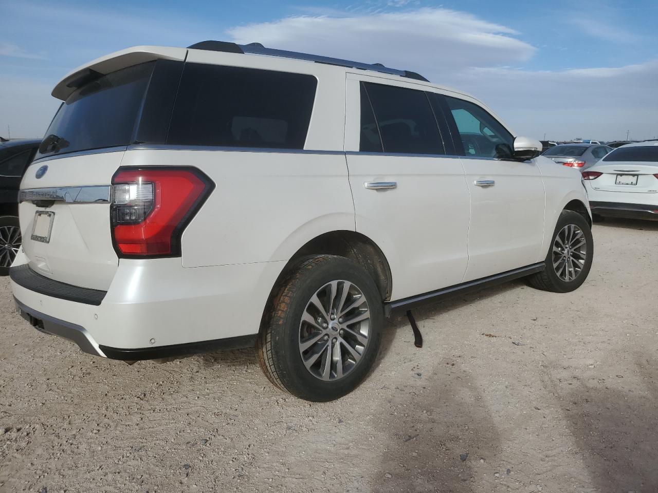 2018 Ford Expedition - Image 3