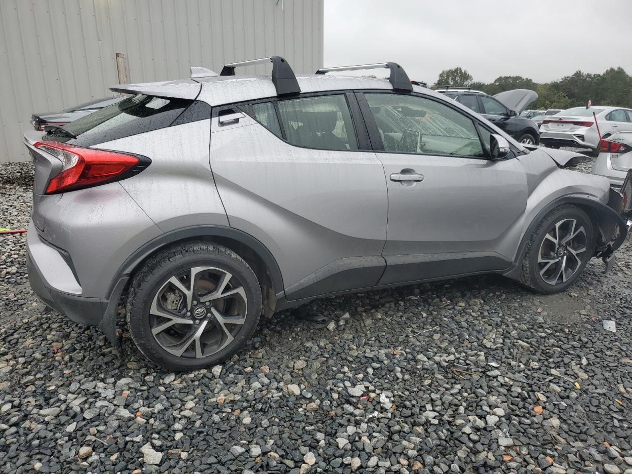 VIN JTNKHMBX0K1052739 2019 TOYOTA C-HR no.3