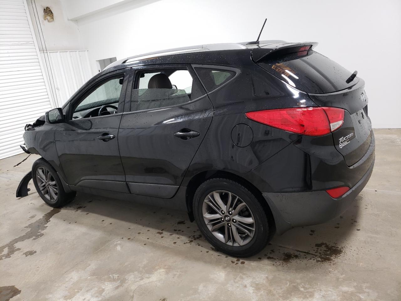 2015 Hyundai Tucson - Image 2
