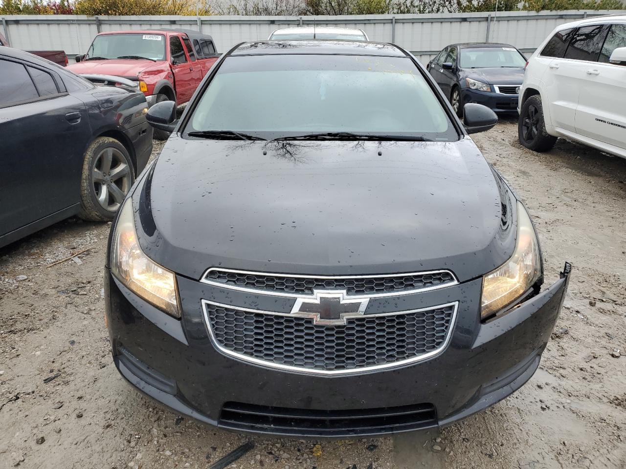 VIN 1G1PA5SG2D7144724 2013 CHEVROLET CRUZE no.5