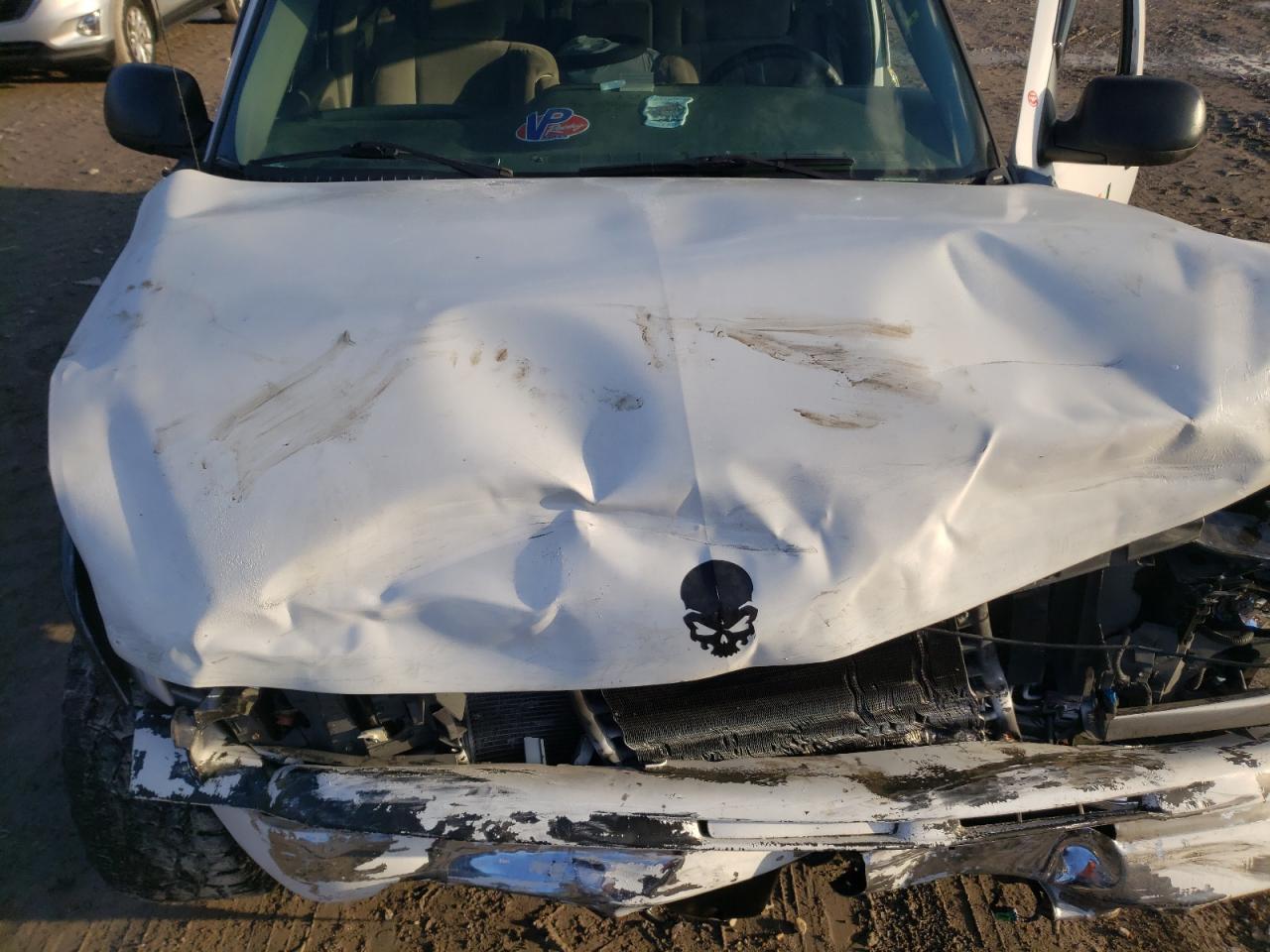 2003 Chevrolet Tahoe - Image 12