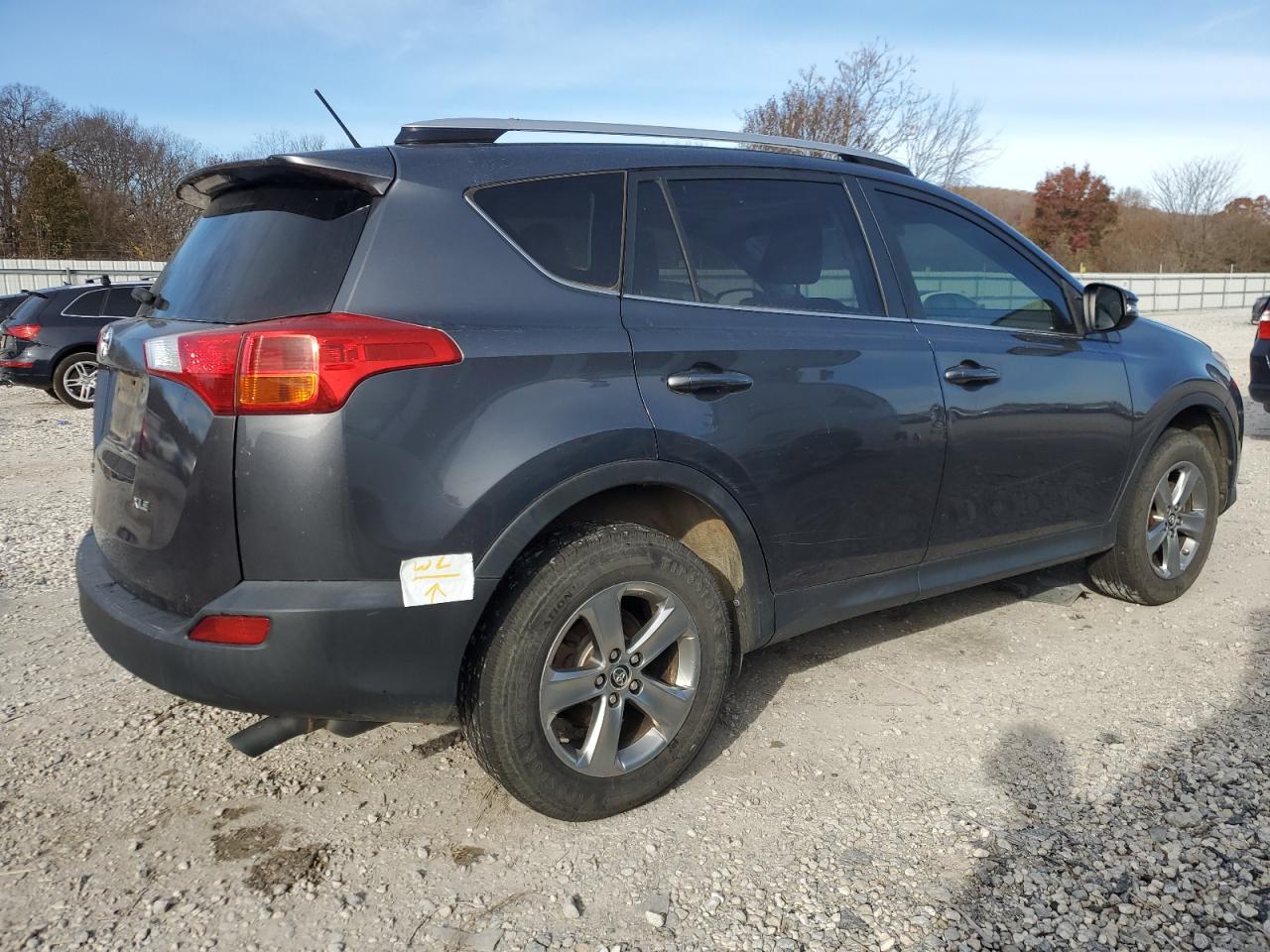 2015 Toyota RAV 4 - Image 3