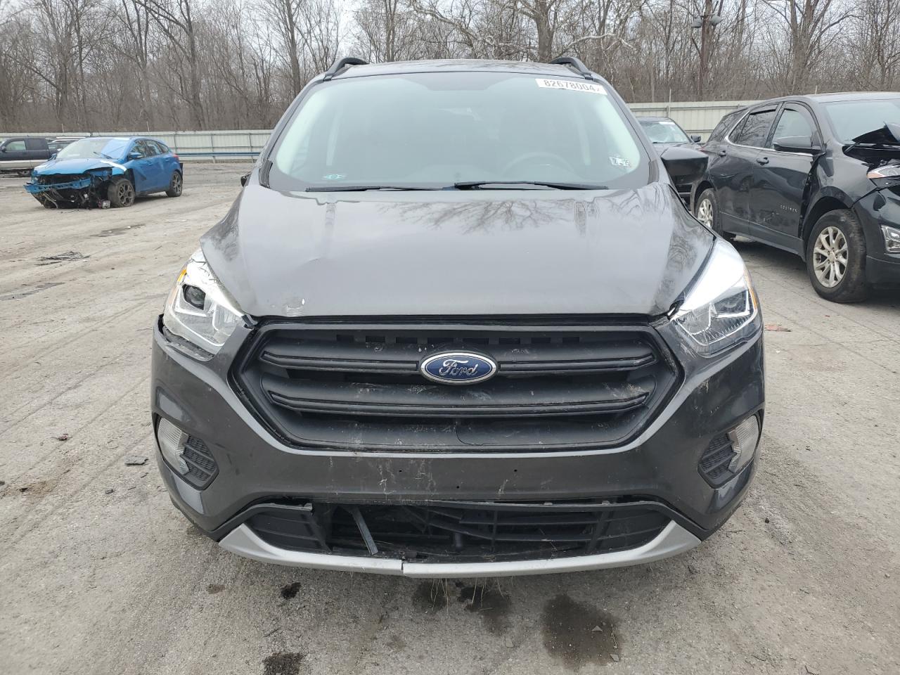 VIN 1FMCU9GD9HUC85585 2017 FORD ESCAPE no.5