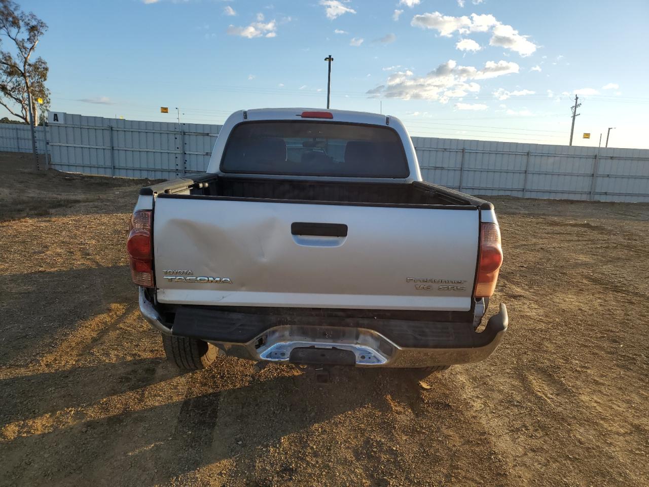 2005 Toyota Tacoma Double Cab Prerunner VIN: 3TMJU62N25M005628 Lot: 80545734