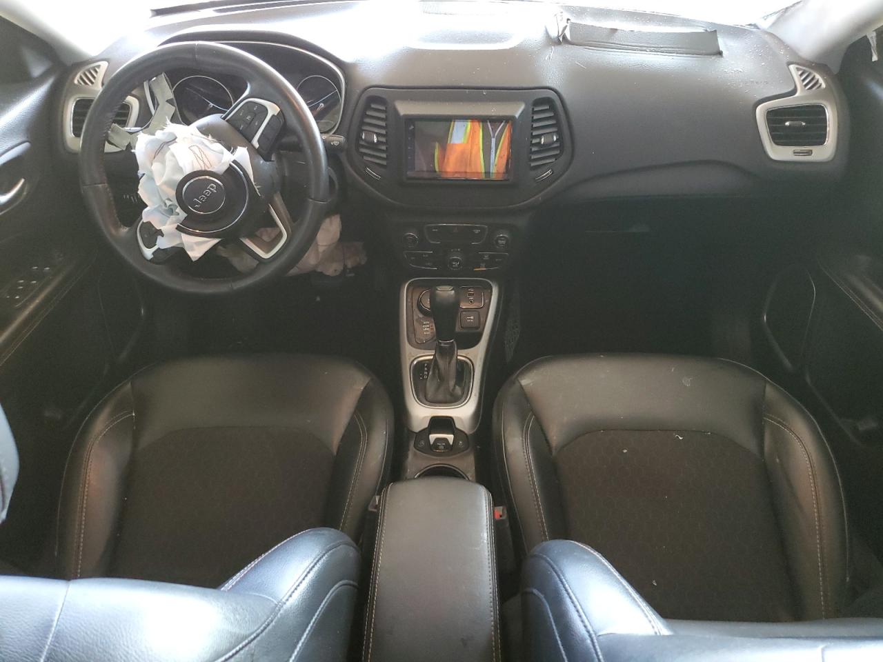 2018 Jeep Compass - Image 8
