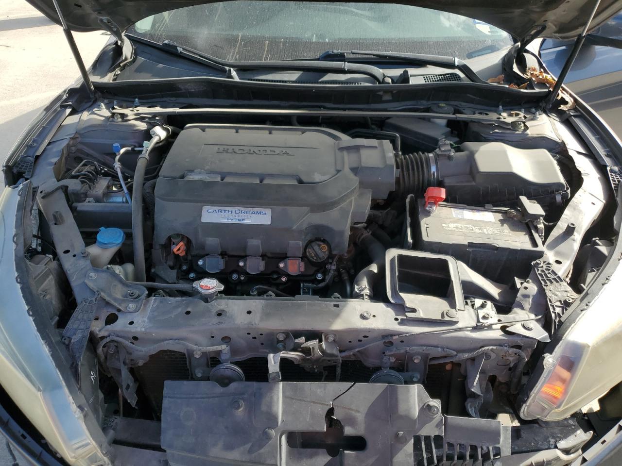 2013 Honda Accord - Image 12