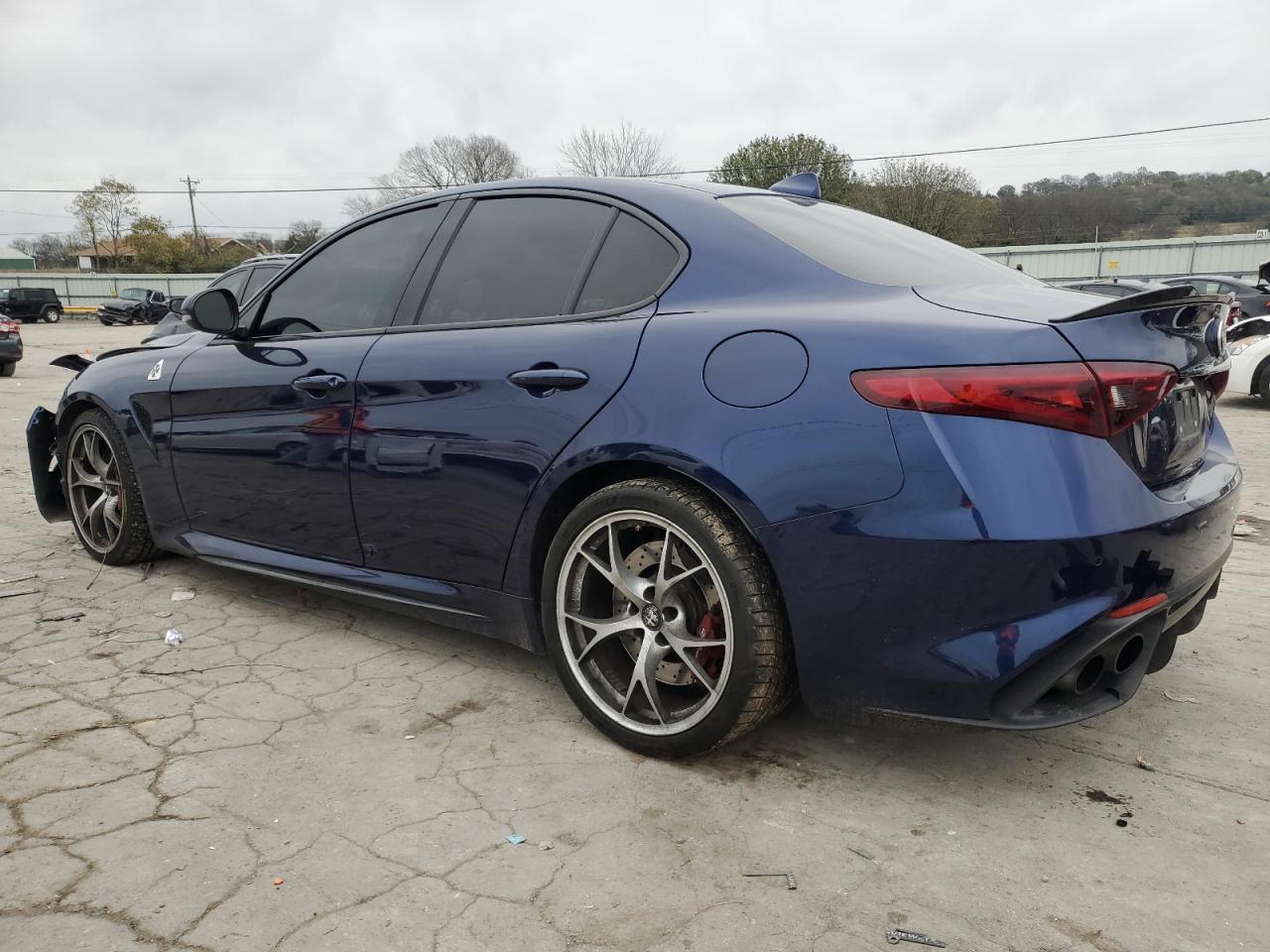 2017 Alfa Romeo Giulia - Image 2