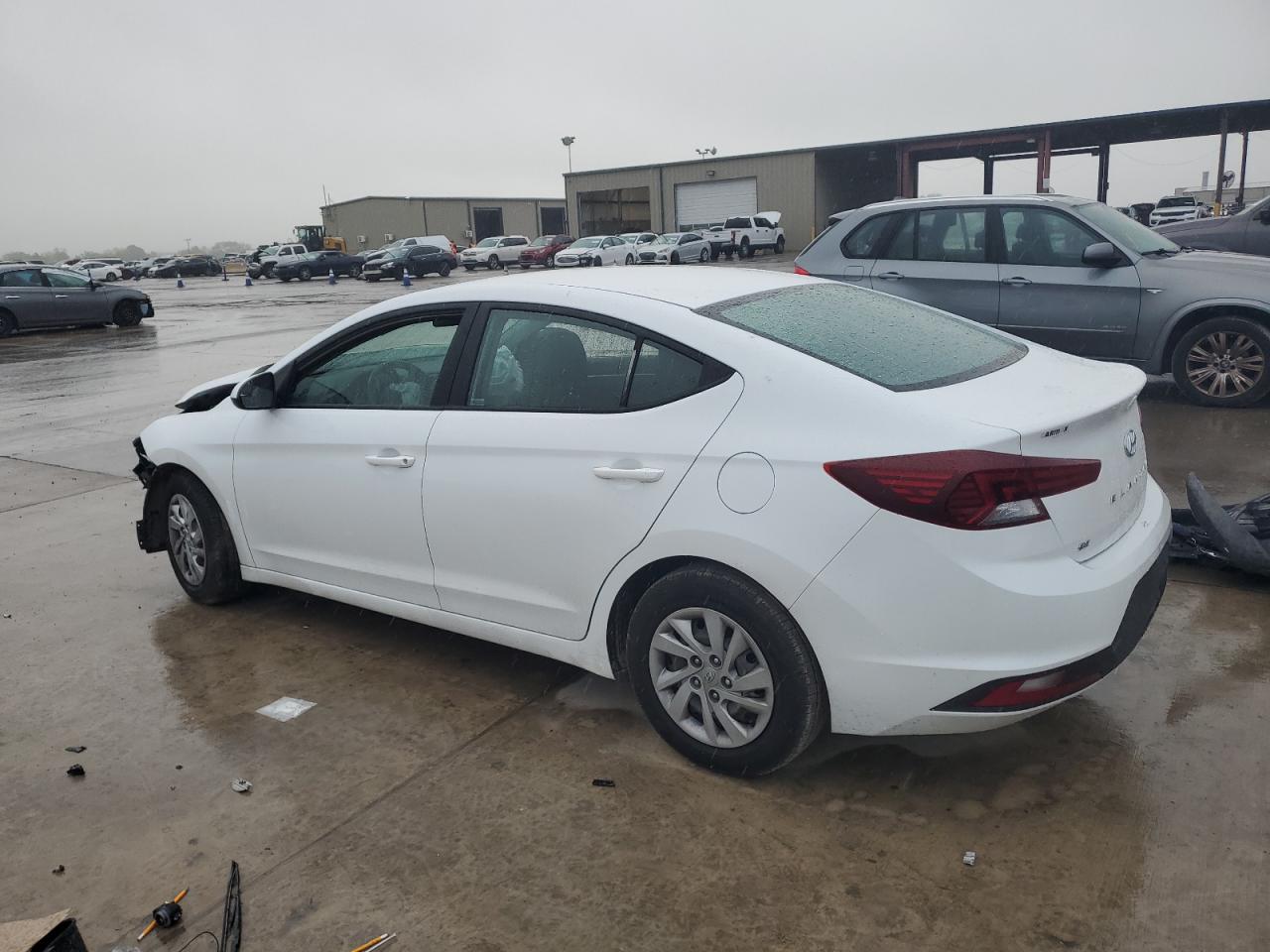 2020 Hyundai Elantra - Image 2