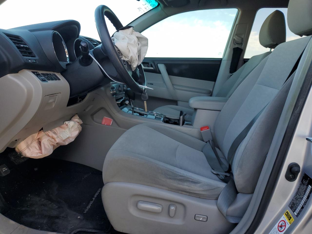 2012 Toyota Highlander - Image 7