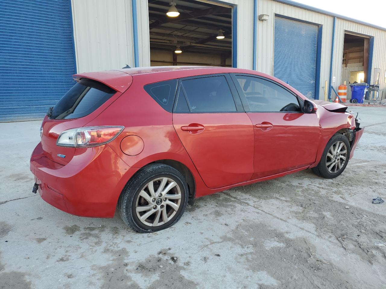 2013 Mazda 3 - Image 3