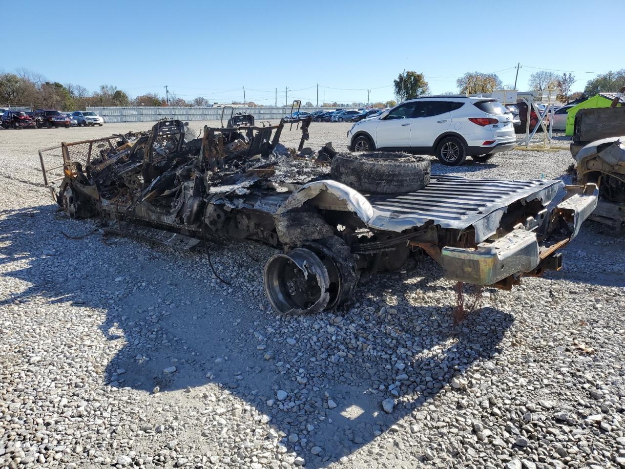 2019 Ford F350 - Image 2