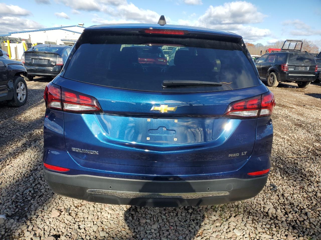 2022 Chevrolet Equinox - Image 6