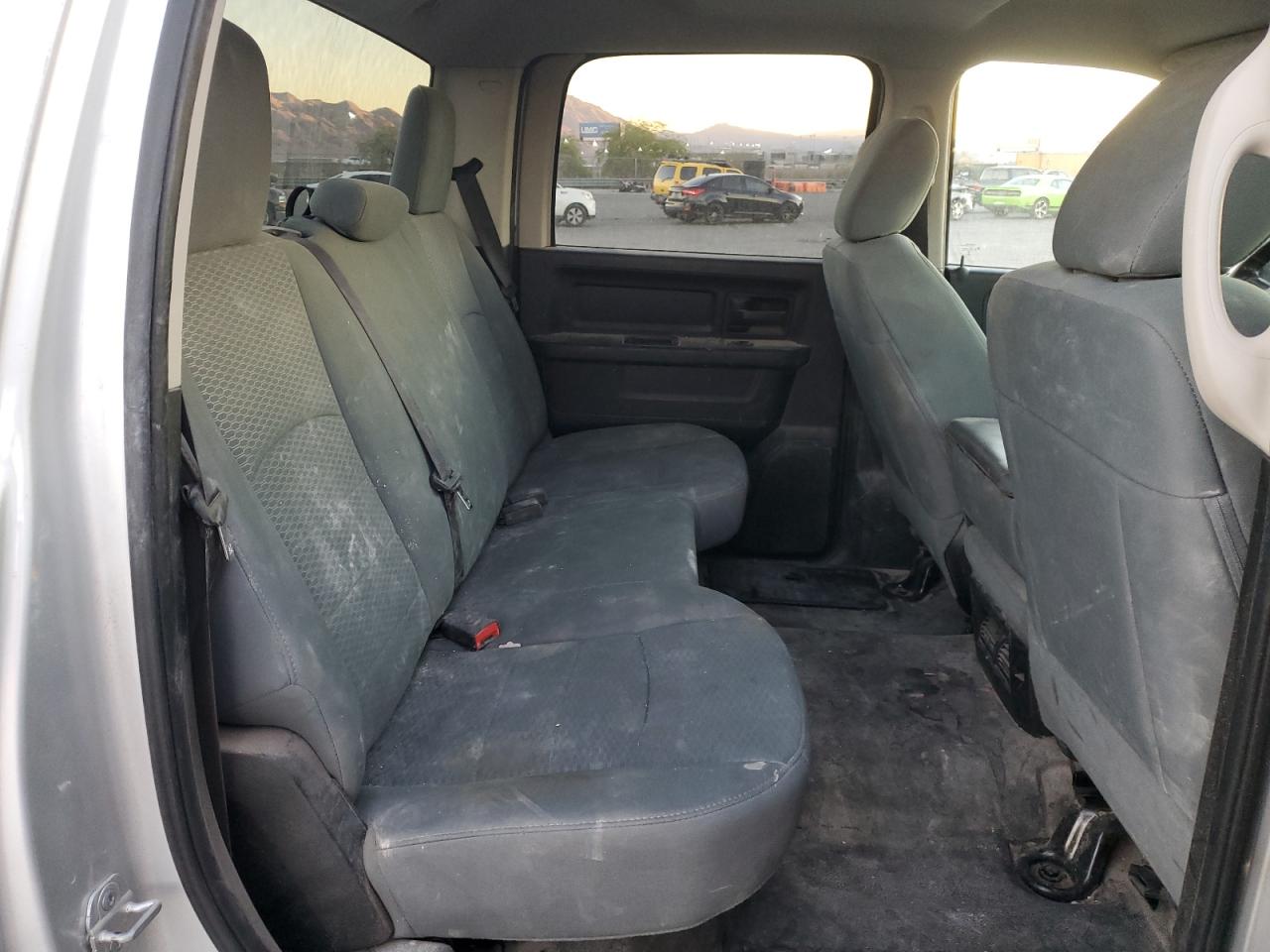 2014 RAM 1500 - Image 10