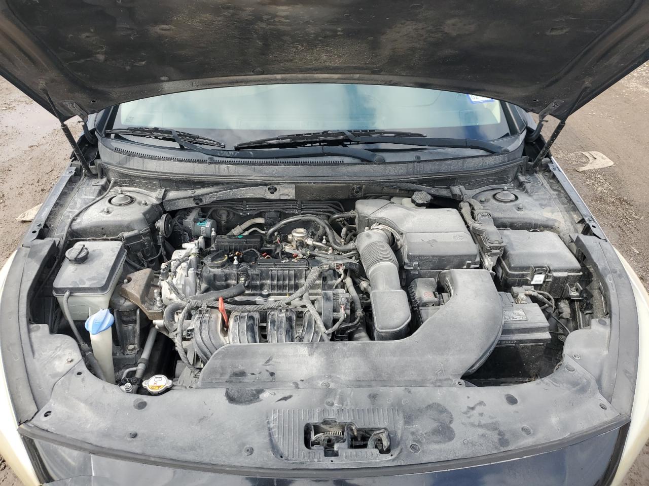 2015 Hyundai Sonata - Image 13