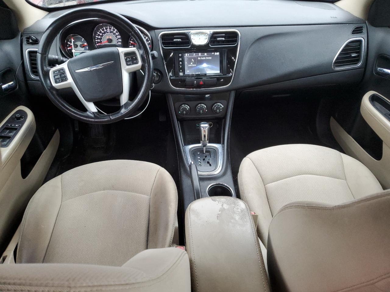 2013 Chrysler 200 - Image 8