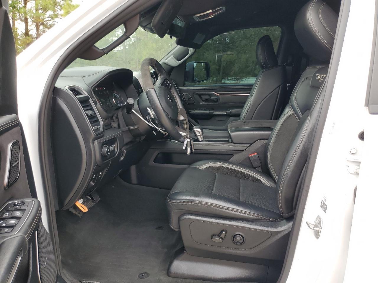 2021 RAM 1500 - Image 7