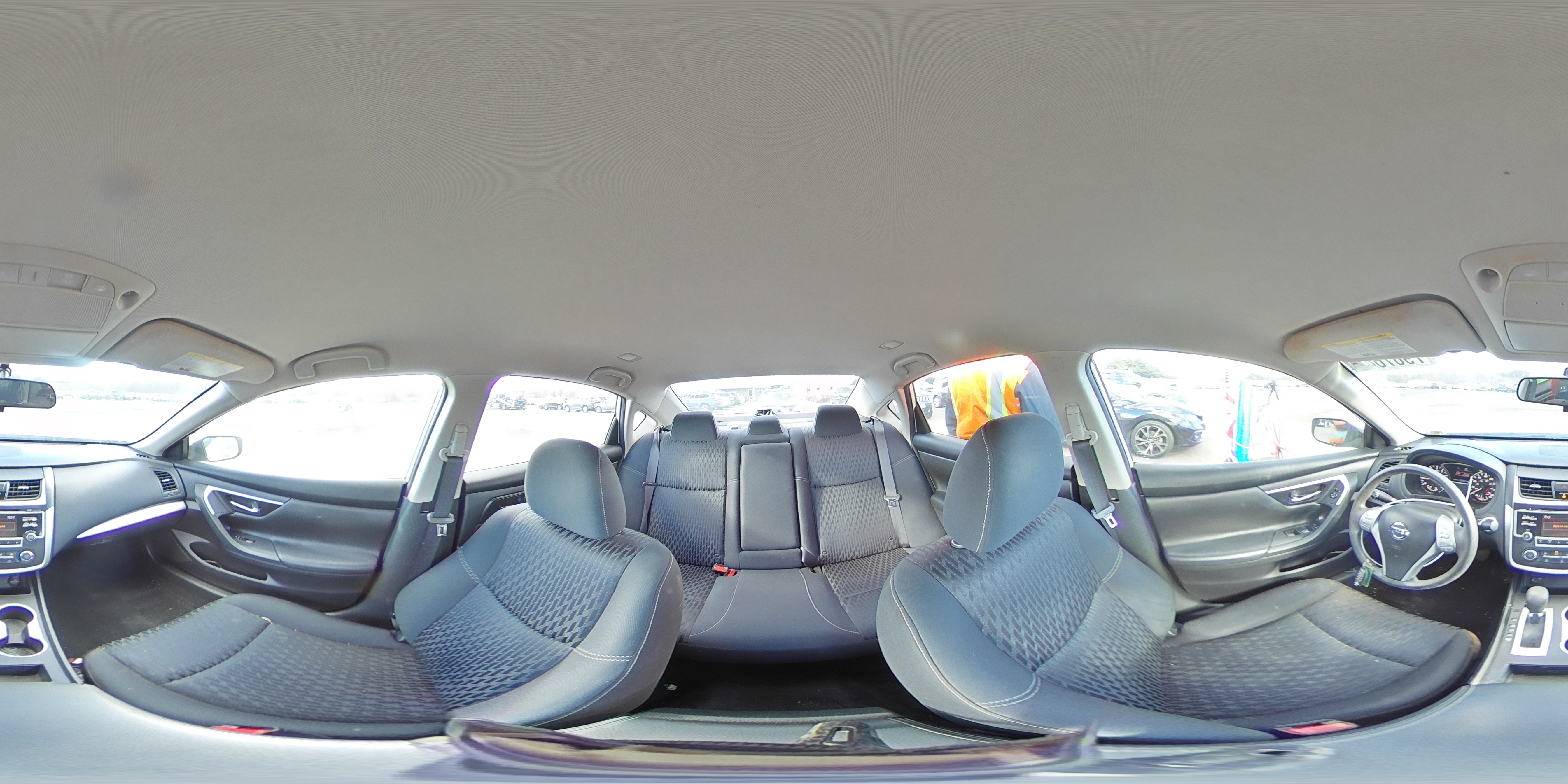 2017 Nissan Altima - Image 13