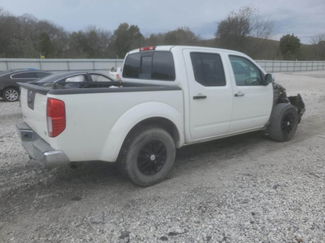 2016 Nissan Navara (Frontier) - Image 3