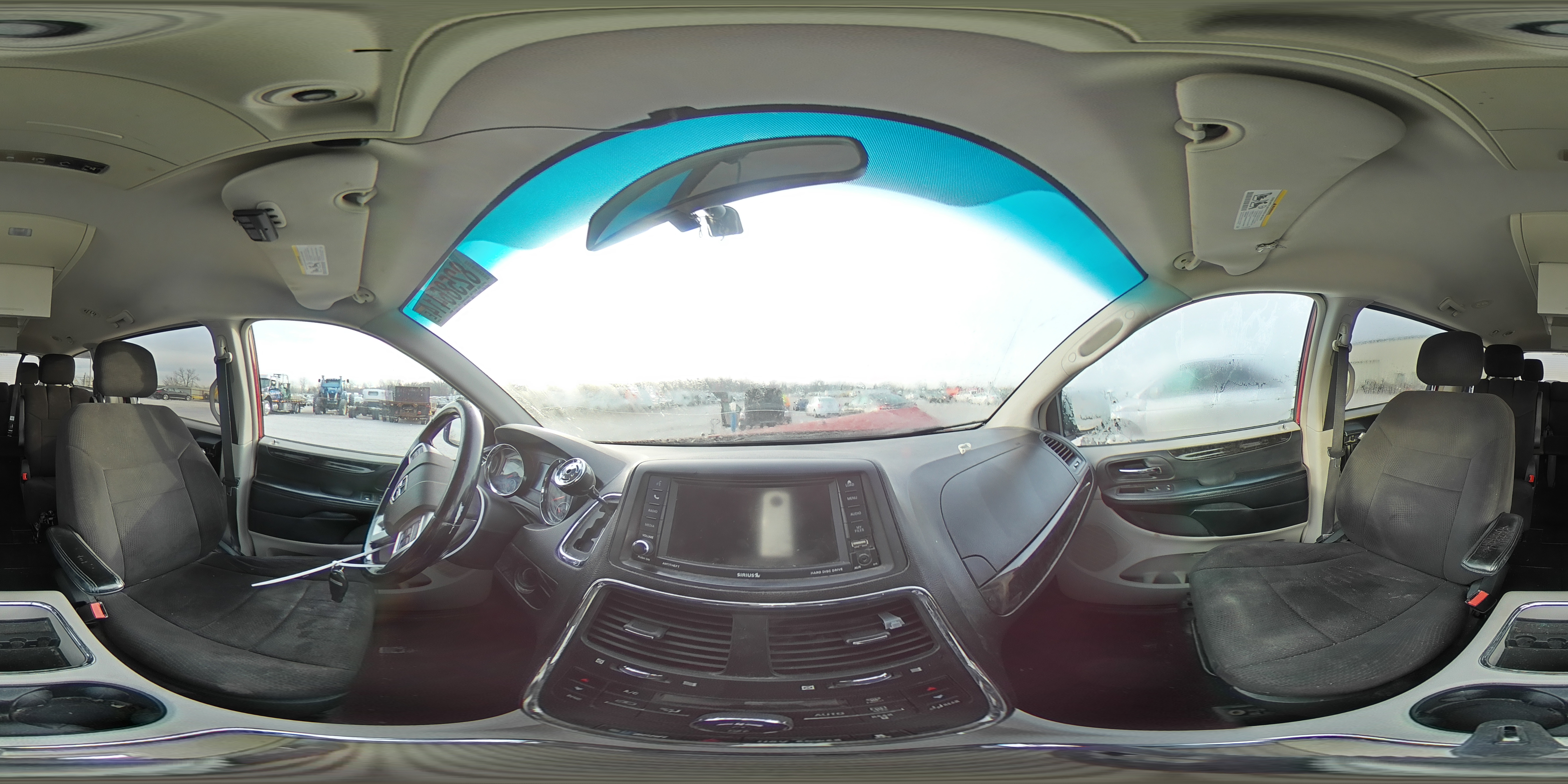 2012 Dodge Caravan - Image 14