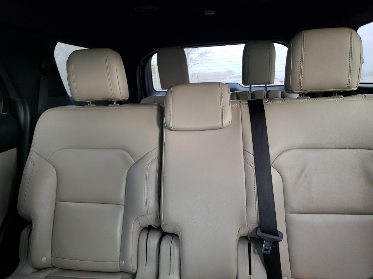 2018 Ford Explorer - Image 10