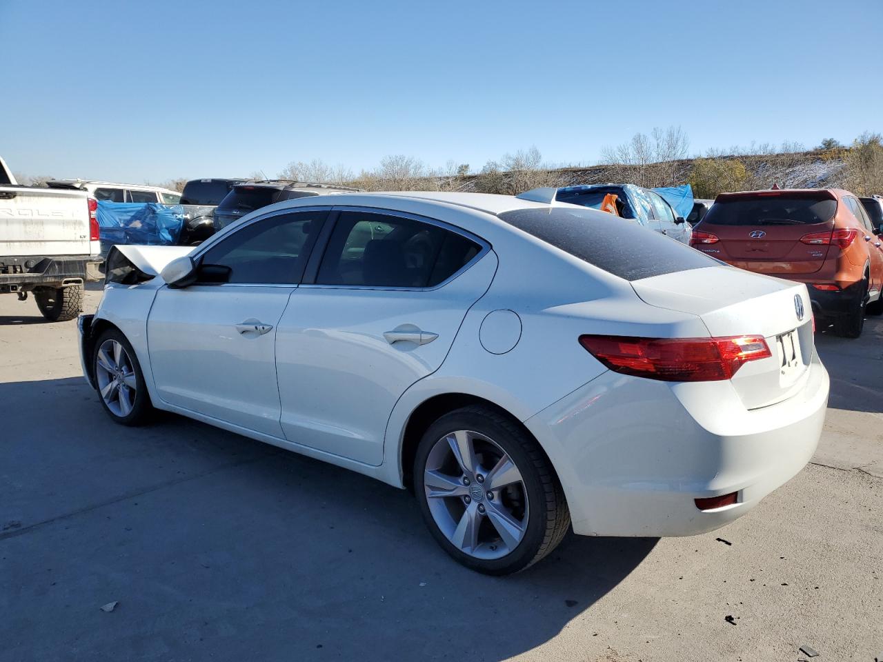 VIN 19VDE1F77DE013024 2013 ACURA ILX no.2