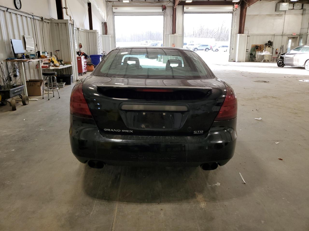 2004 Pontiac Grand Prix - Image 6