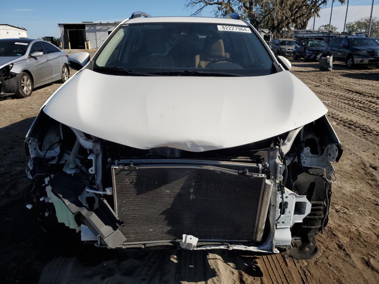 2018 Toyota RAV 4 - Image 5
