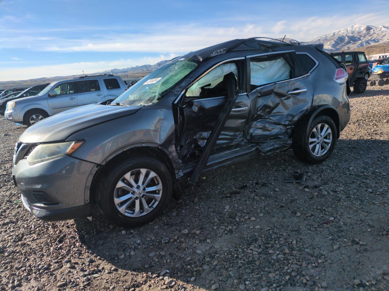 2015 Nissan Rogue - Image 1