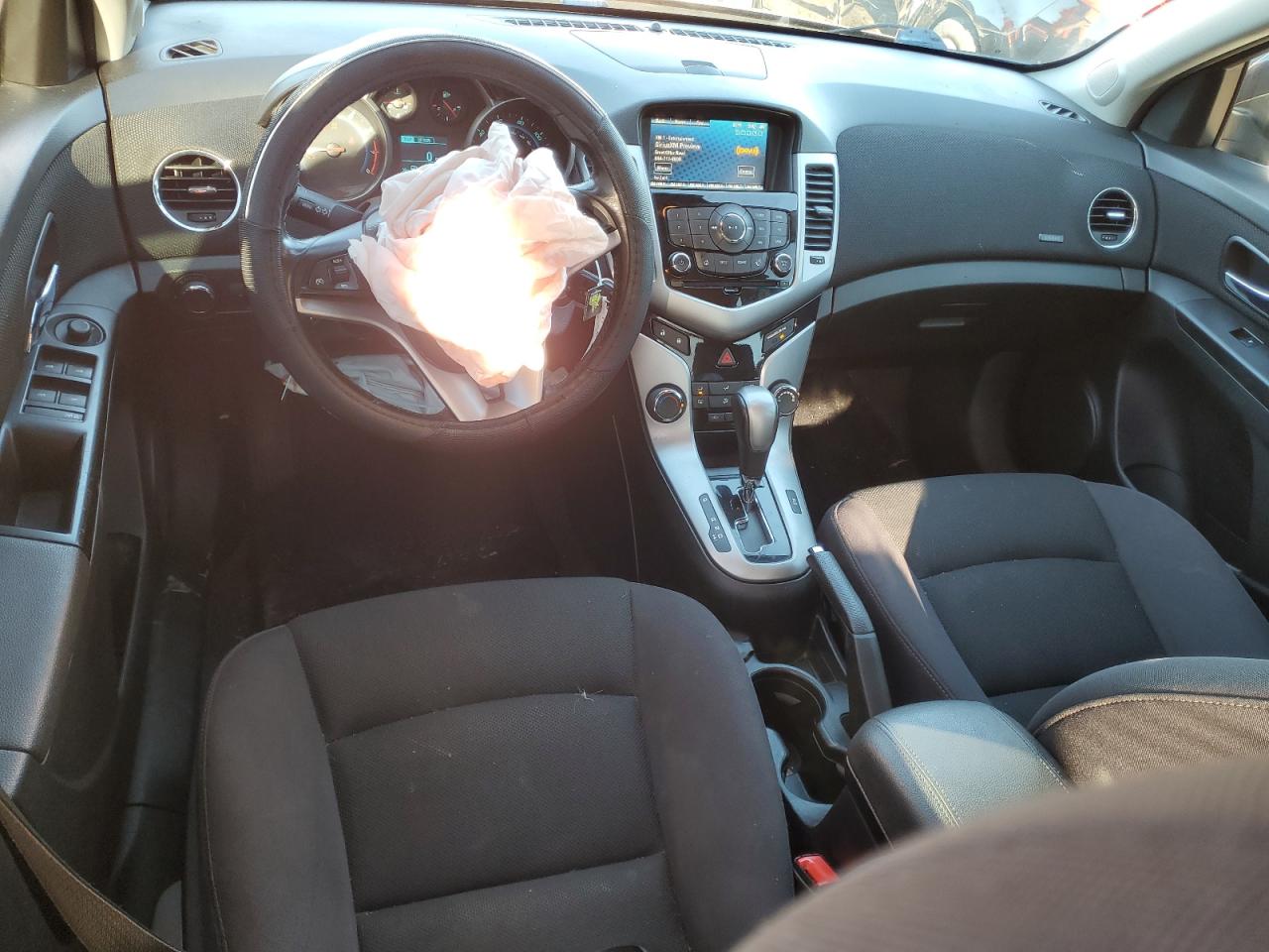 2014 Chevrolet Cruze - Image 8