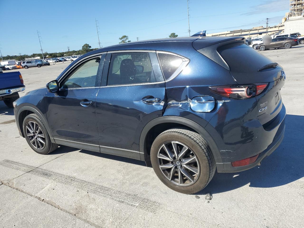 2017 Mazda CX-5 - Image 2