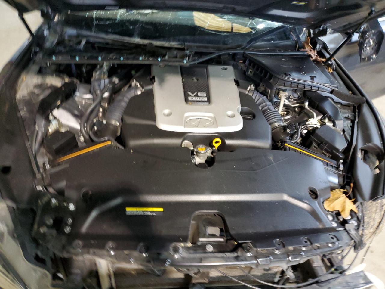 2015 Infiniti Q50 - Image 12