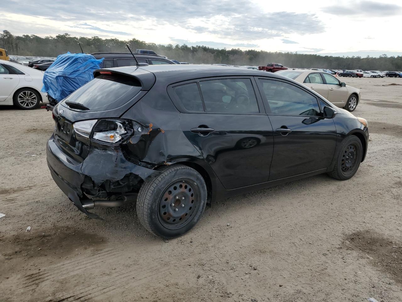 2016 Kia Forte - Image 3