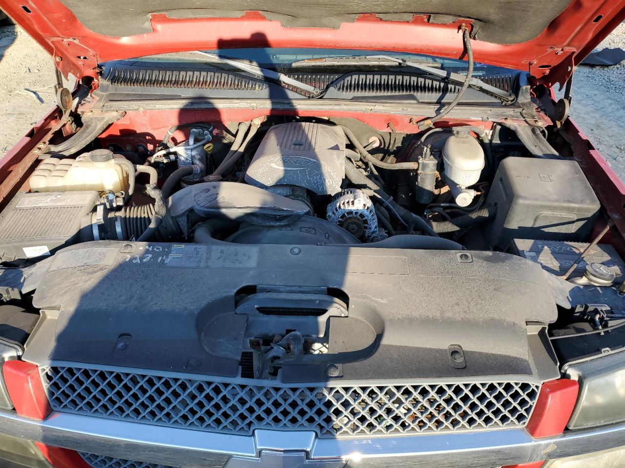 2003 Chevrolet Silverado - Image 11