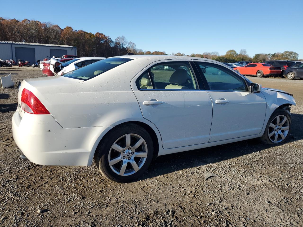 2010 Mercury Milan - Image 3