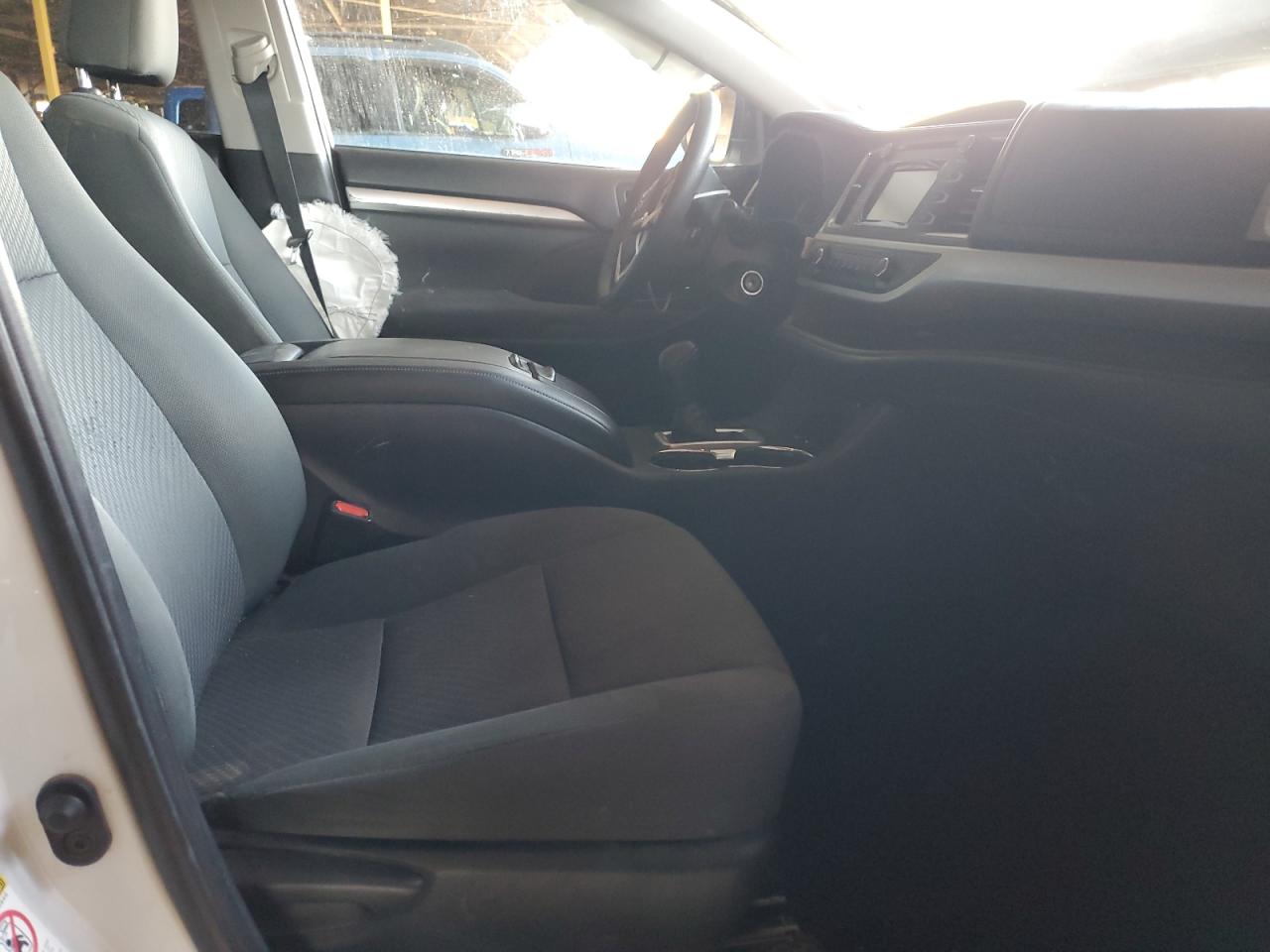 2019 Toyota Highlander - Image 7