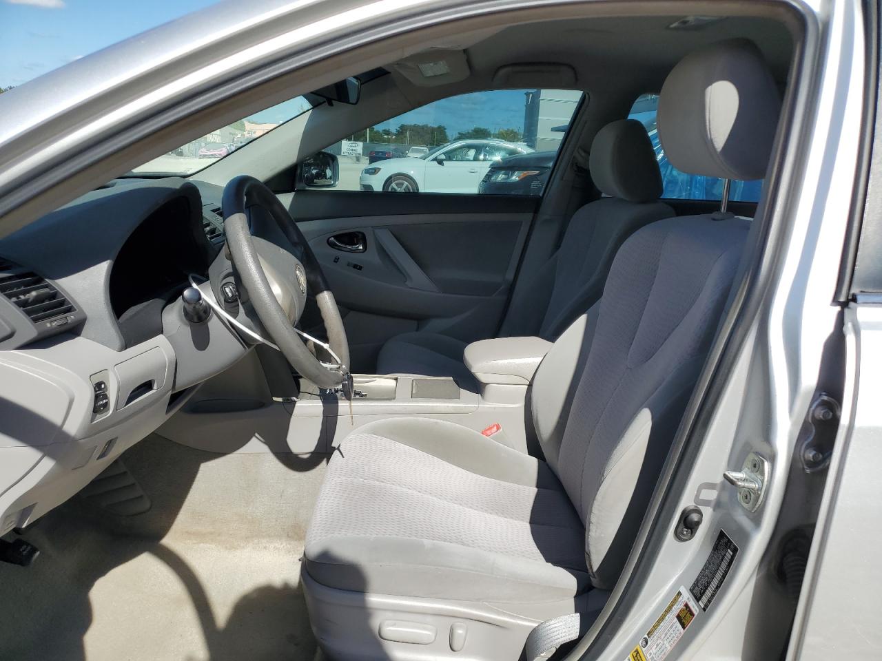 2011 Toyota Camry - Image 7