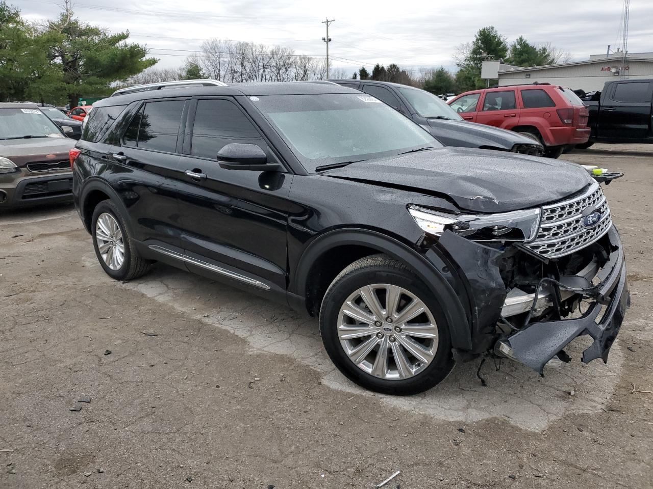 2022 Ford Explorer - Image 4