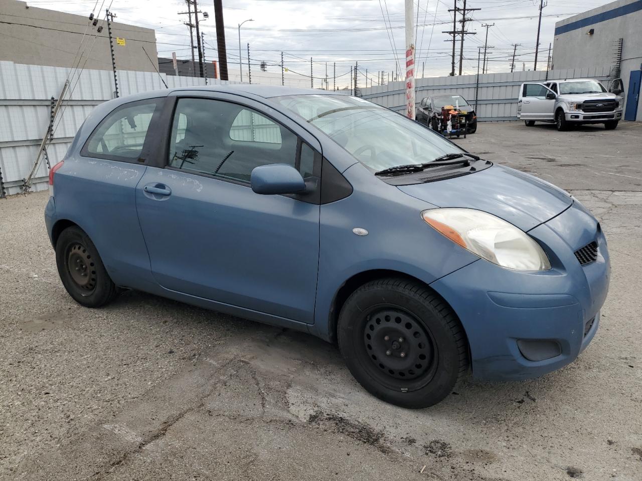 2010 Toyota Yaris - Image 4