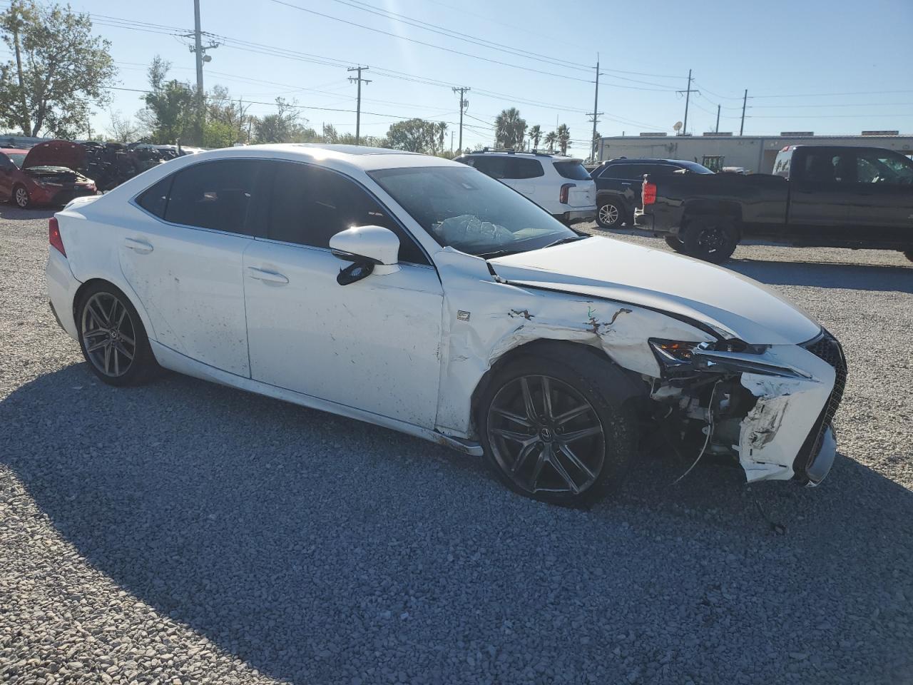 2020 Lexus IS - Image 4