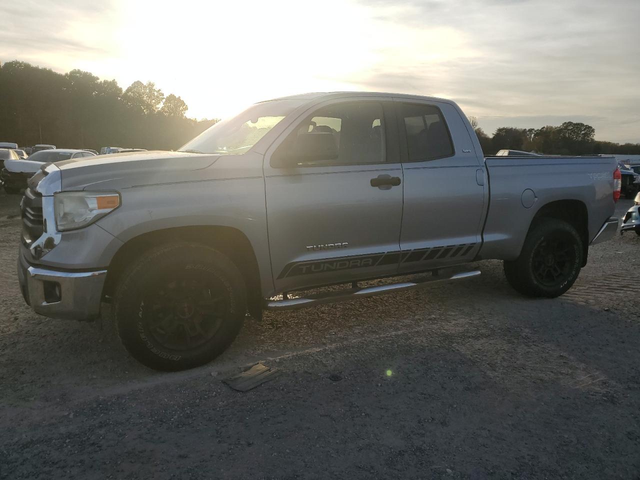 2015 Toyota Tundra - Image 1