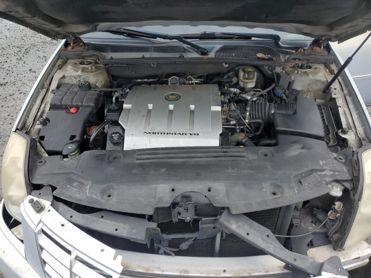 2006 Cadillac DTS - Image 11