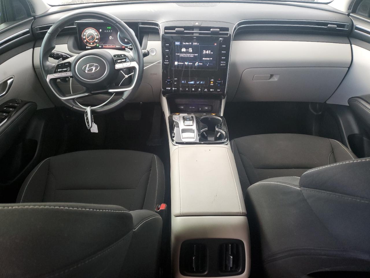 2022 Hyundai Tucson - Image 8