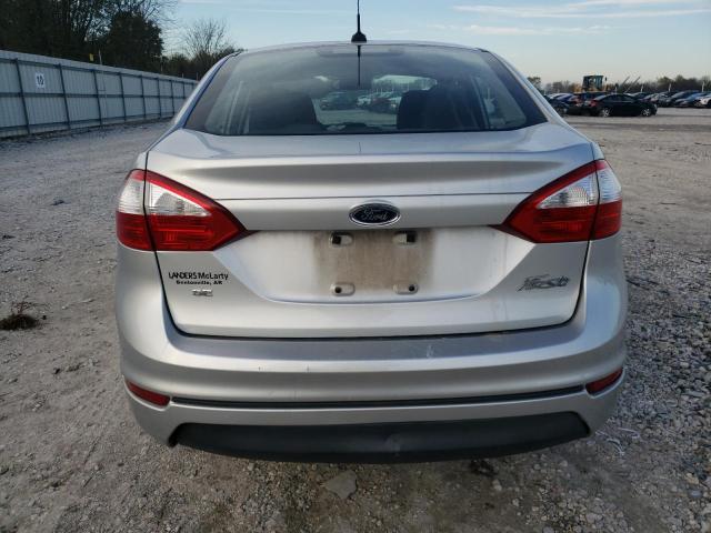  FORD FIESTA 2015 Silver