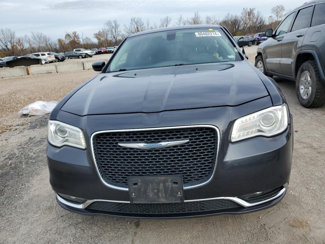 2018 Chrysler 300 - Image 5