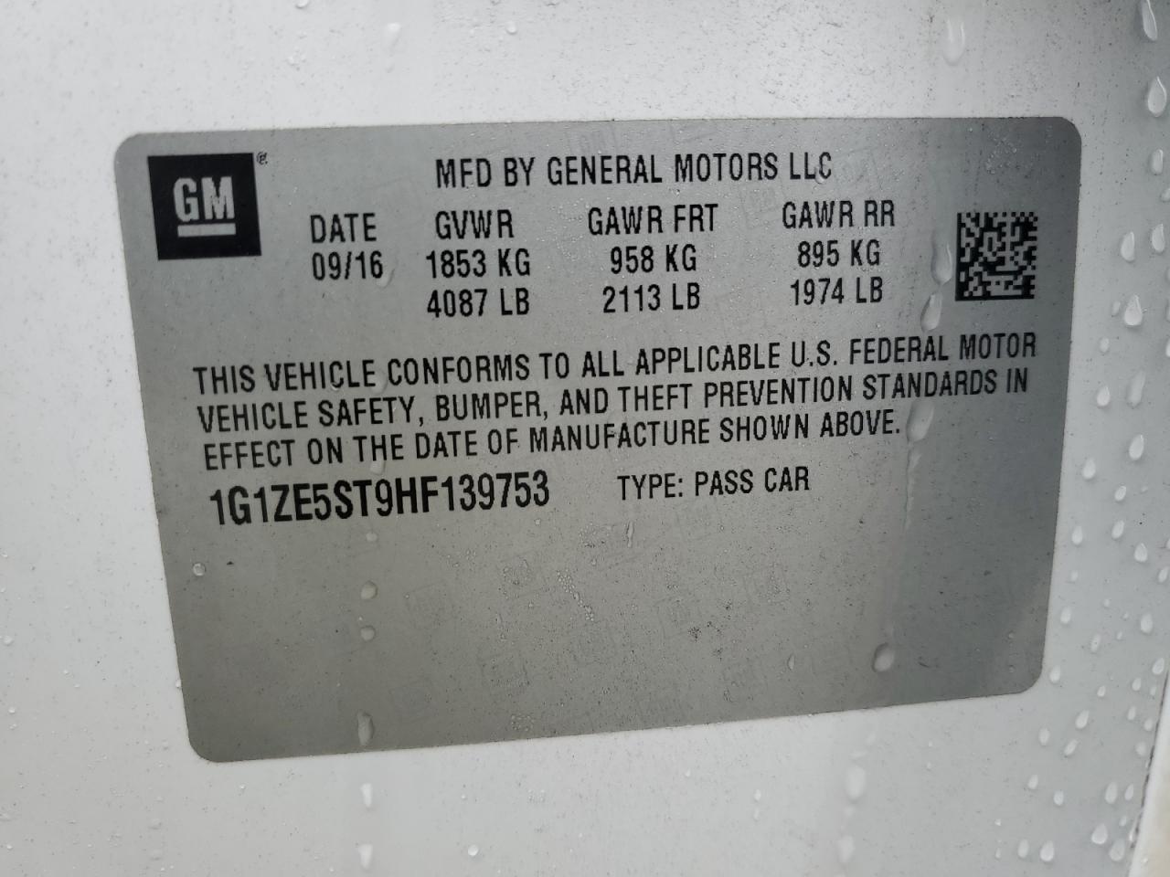 2017 Chevrolet Malibu - Image 14