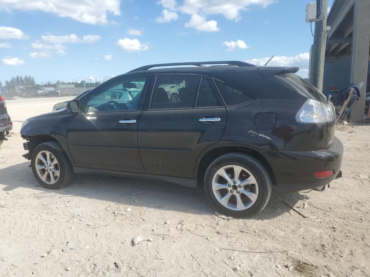 2009 Lexus RX - Image 2