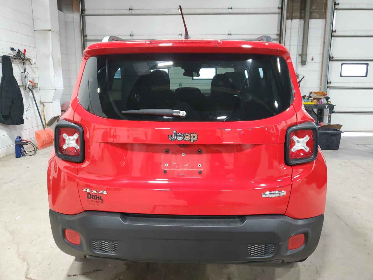 VIN ZACCJBBB4HPF62848 2017 JEEP RENEGADE no.6